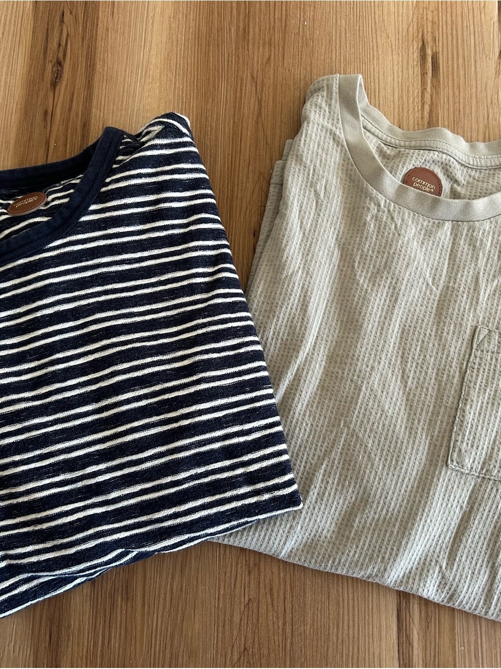 Common People Men’s Medium Causal Shirts